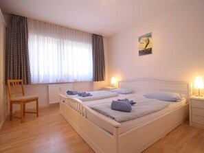 Internet - Wohnung in Garmisch Partenkirchen mit Garten by Interhome (Garmisch-Partenkirchen)