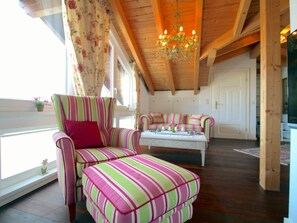 Interior - Tolle Wohnung in Breitenau mit Kleinem Garten by Interhome (Garmisch-Partenkirchen)