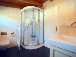 Towels - Tolle Wohnung in Breitenau mit Kleinem Garten by Interhome (Garmisch-Partenkirchen)