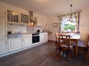 Fridge, oven, dishwasher, cookware/dishes/utensils - in Garmisch-Partenkirchen by Interhome (Garmisch-Partenkirchen)