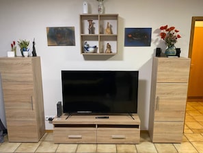 Interior - Queen De Luxe by Interhome (Garmisch-Partenkirchen)