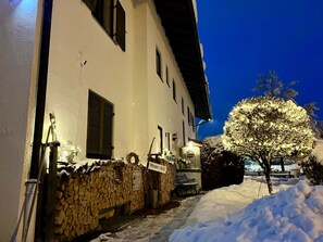 Exterior - Zugspitzblick by Interhome (Garmisch-Partenkirchen)