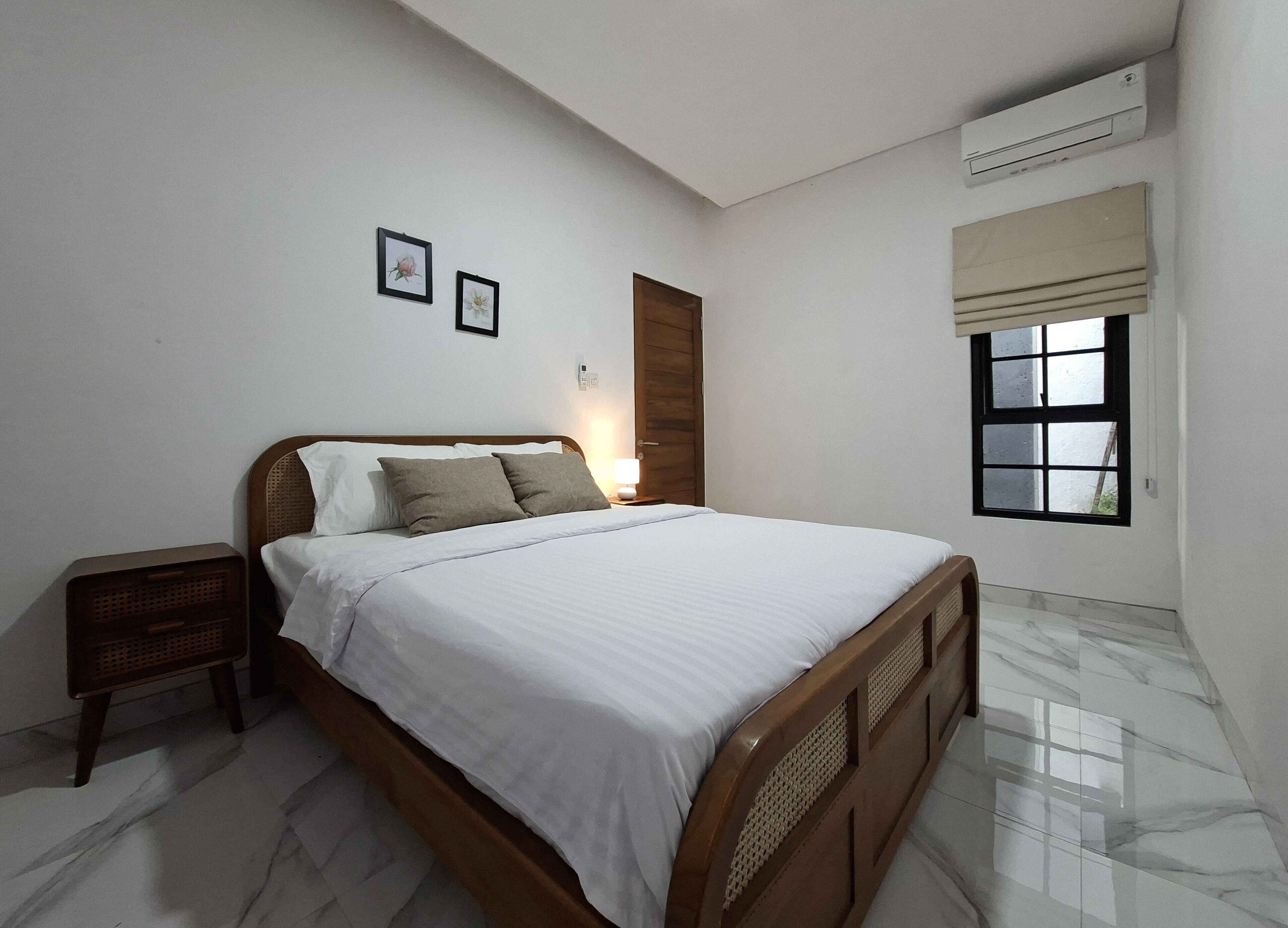 Luxury Villa, 3 Bedrooms | Desk, laptop workspace, free WiFi