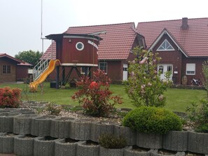 Children’s area - Nette Wohnung in Wirdum mit Kleiner Terrasse by Interhome (Marienhafe)