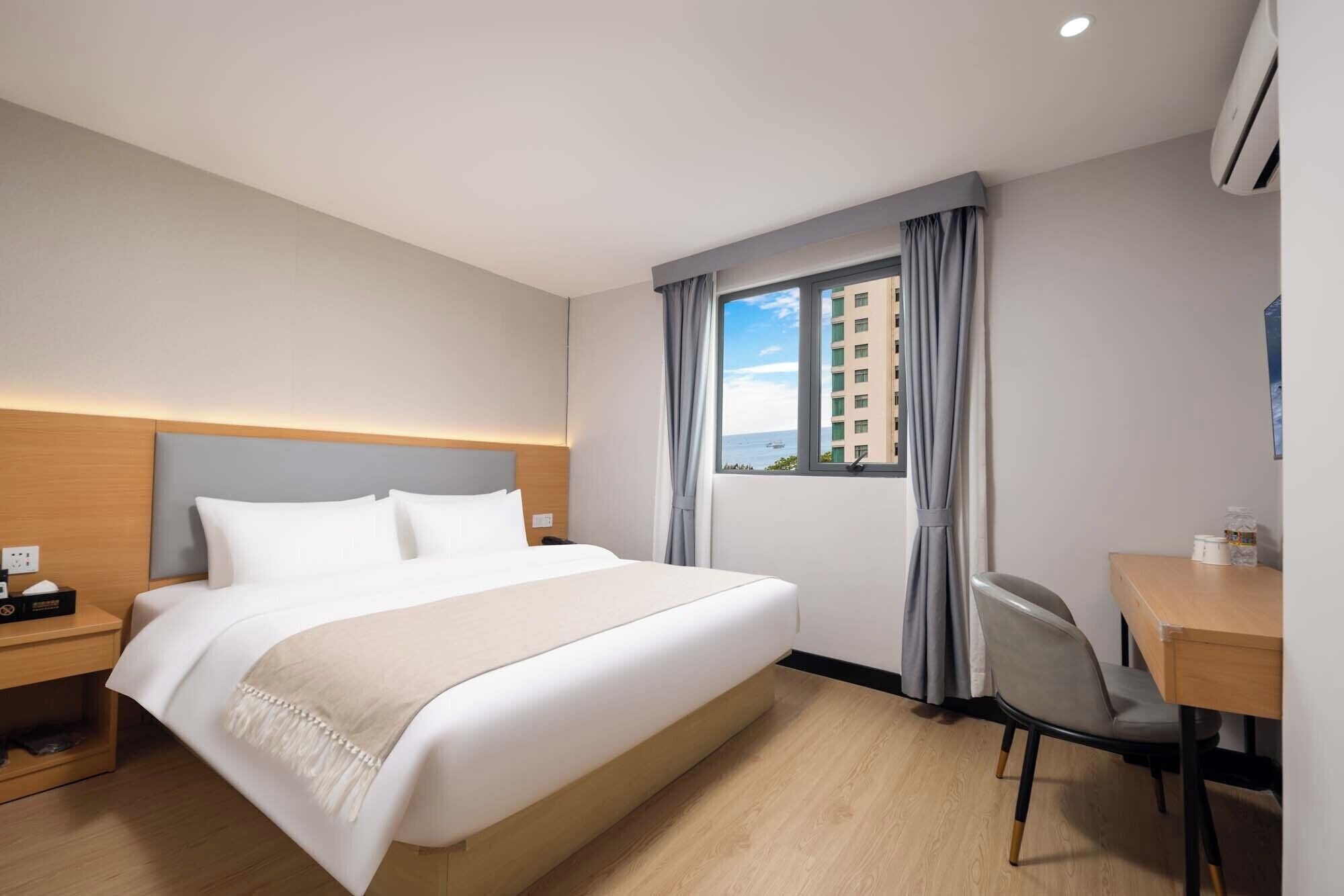 Habitación sénior doble, vistas a la ciudad | Vistas desde la habitación