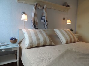 Internet - Dat luettje Huus 1 by Interhome (Hage)