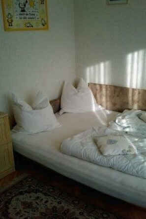 Internet - Strandnahe Erdgeschosswohnung Pferde-taxi by Interhome (Burhave)
