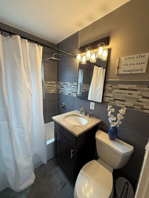Shower, hair dryer, towels, soap - Come to the Hideaway, where downtown Castle Rock is a walk away! (Castle Rock)