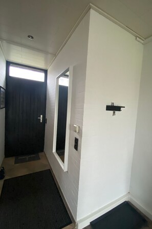 Interior - in Tossens mit Möblierter Terrasse by Interhome (Burhave)