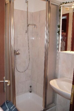 Bathroom - Sol Mare by Interhome (Kellenhusen)