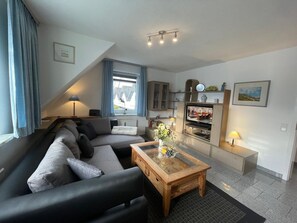 Living area - Wohnung 4 im 1. OG. by Interhome (Archsum)