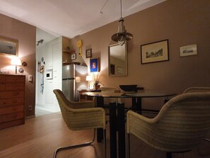 Dining - Große Ferienwohnung in Sahlenburg by Interhome (Cuxhaven)