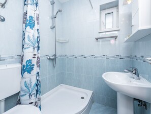 Towels - Studio mit Terrasse und herrlicher Aussicht by Interhome (Dubrovnik)
