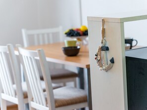 Dining - Wohnung in Dubrovnik mit Grill und Terrasse by Interhome (Dubrovnik)