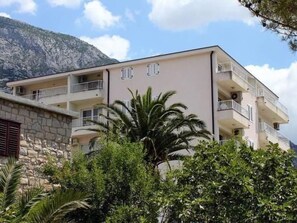 Exterior - Große Wohnung in Donja Luka mit Eigenem Balkon und Meerblick by Interhome (Makarska)