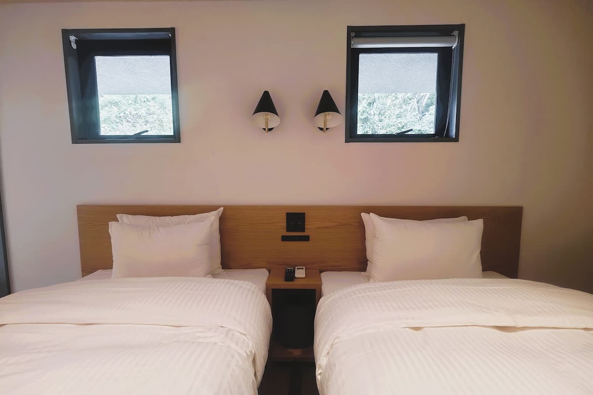 Twin Room, Non Smoking | Free WiFi, bed sheets