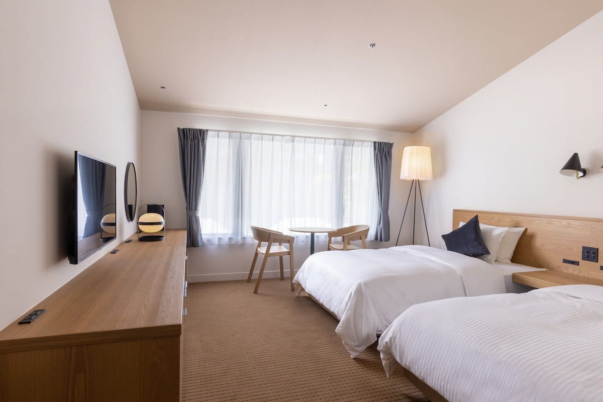 Standard Twin Room, Non Smoking, Garden View | Free WiFi, bed sheets