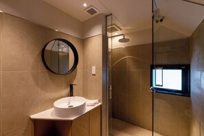 Superior Double Room 31sqm, Pets Allowed, Non Smoking | Bathroom | Shower, hair dryer, slippers, electronic bidet - BIRD HOTEL (Kamakura)