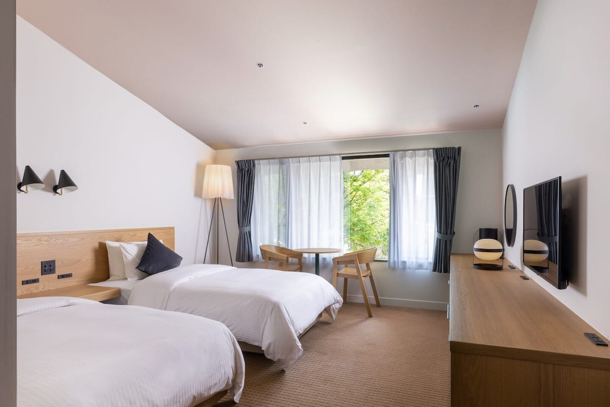 Standard Twin Room, Non Smoking, Pets allowed | Free WiFi, bed sheets