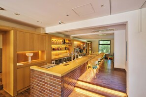 Bar (on property) - BIRD HOTEL (Kamakura)