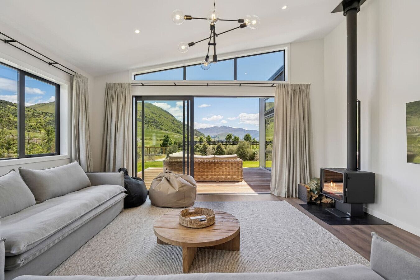 TV, peis og stereoanlegg