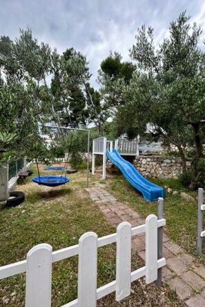 Children’s area - Schöne Ferienwohnung mit Meerblick by Interhome (Baška Voda)