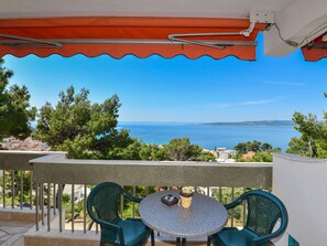 Outdoor dining - Gemütliches Appartement 3 by Interhome (Baška Voda)