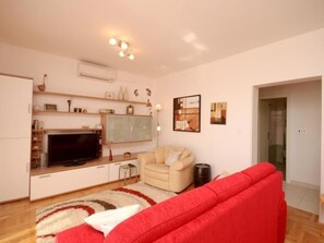 Living area - mit Terrasse und herrlichem Ausblick by Interhome (Podstrana)