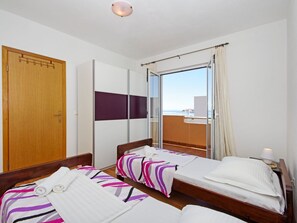 Internet - für 4 Personen ca. 40 m² in Podstrana, Dalmatien (Gespanschaft Split-Dalma by Interhome (Podstrana)