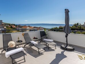 Terrace/patio - in Podstrana mit Privatem Pool by Interhome (Podstrana)
