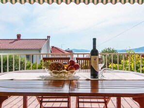 Outdoor dining - Moderne Wohnung Maris 2B - EOS CROATIA by Interhome (Trogir/Okrug Donji)