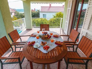 Outdoor dining - Moderne Wohnung Maris 2A- EOS CROATIA by Interhome (Trogir/Okrug Donji)