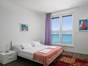 Internet - Luxuriöse Villa Golden C am Strand mit Pool by Interhome (Trogir/Slatine)