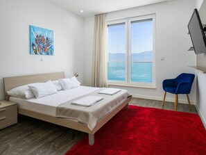 Internet - Appartement "Golden B1" mit Blick auf das Wasser by Interhome (Trogir/Slatine)