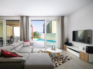 Living area - Modernes Apartment in Slatine mit privatem Parkplatz by Interhome (Trogir/Slatine)