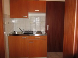 Fridge, cookware/dishes/utensils - mit Balkon by Interhome (Trogir/Slatine)