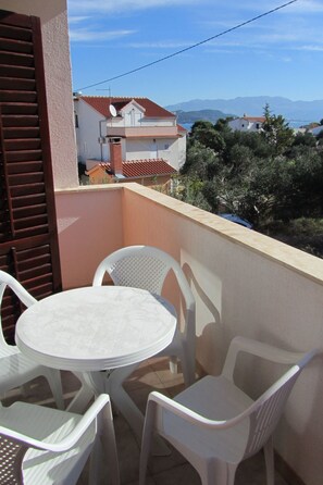 Outdoor dining - mit Balkon by Interhome (Trogir/Slatine)