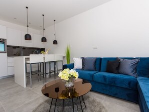 Living area - Luxuriöses Vier-Sterne-Apartment Prestige I. by Interhome (Trogir)