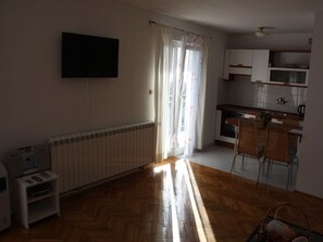 Interior - Gemütliche Wohnung in Seget Donji mit Grill und Garten by Interhome (Trogir)