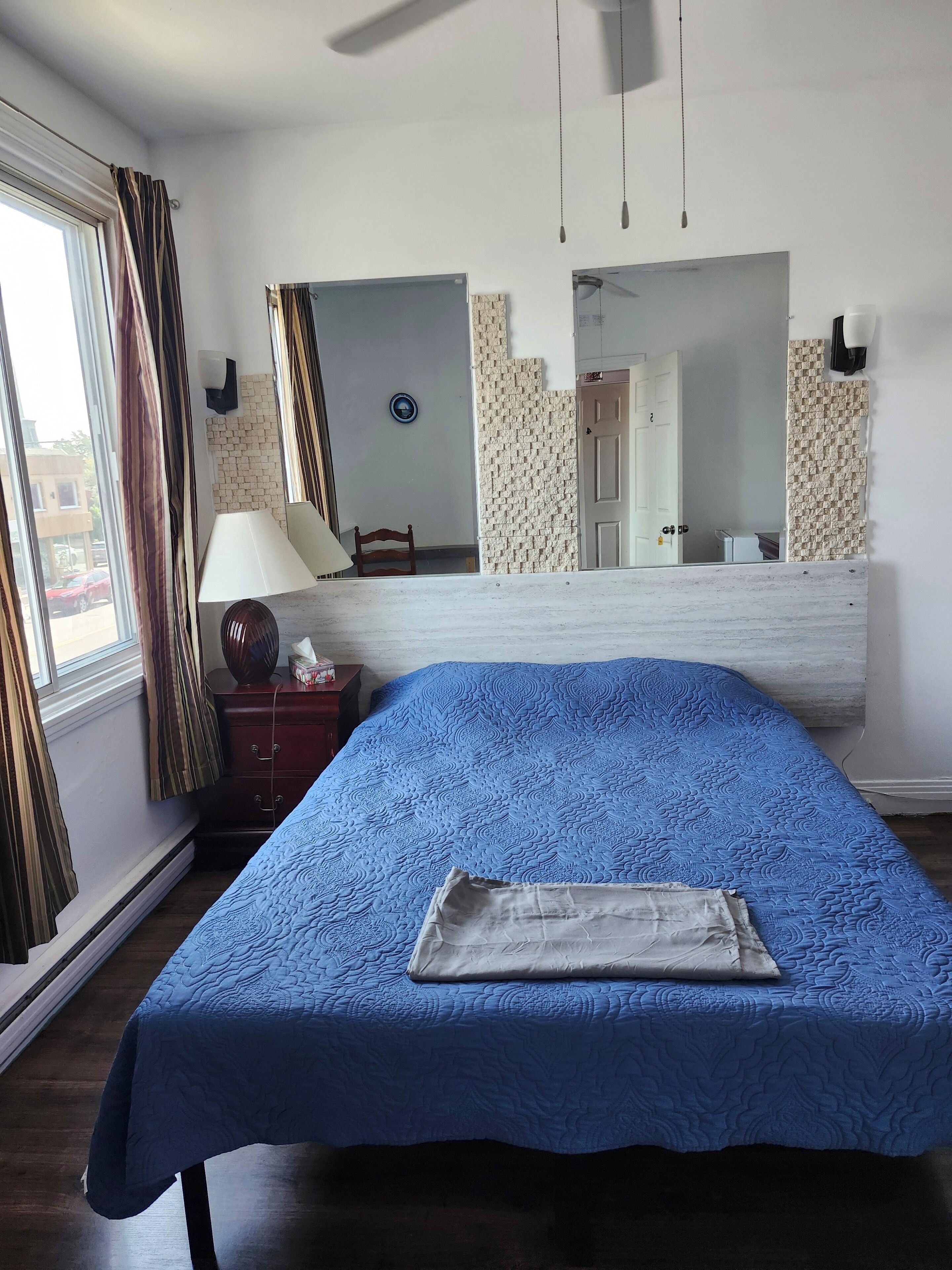 Strykejern/-brett, wi-fi (inkludert) og sengetøy