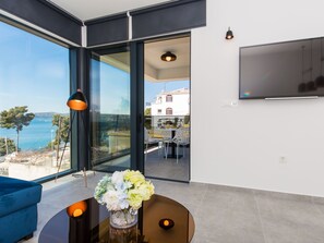 Living area - Luxuriöses Vier-Sterne-Apartment Prestige II. by Interhome (Trogir)