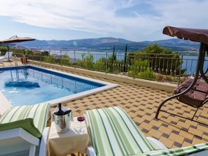 Pool - Luxuriöse Fünf-Sterne-Villa Magic by Interhome (Trogir)