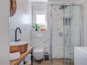 Towels - Stilvolle Wohnung Breeze mit Balkon mit Meerblick by Interhome (Trogir)