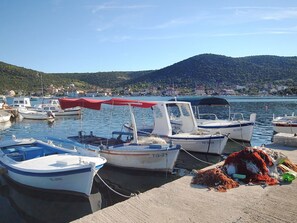 Marina - Wohnung direkt am Strand by Interhome (Vinišće)