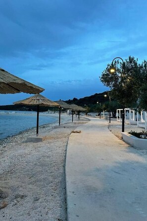 Strand