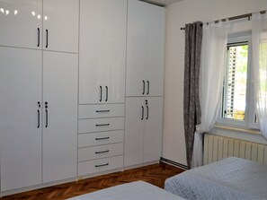 Internet - Wohnung mit Balkon by Interhome (Marina)