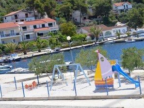 Children’s area - in Poljica mit privatem Parkplatz by Interhome (Marina)