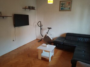 Interior - "Nani" mit Blick auf das Wasser by Interhome (Zadar/Bibinje)