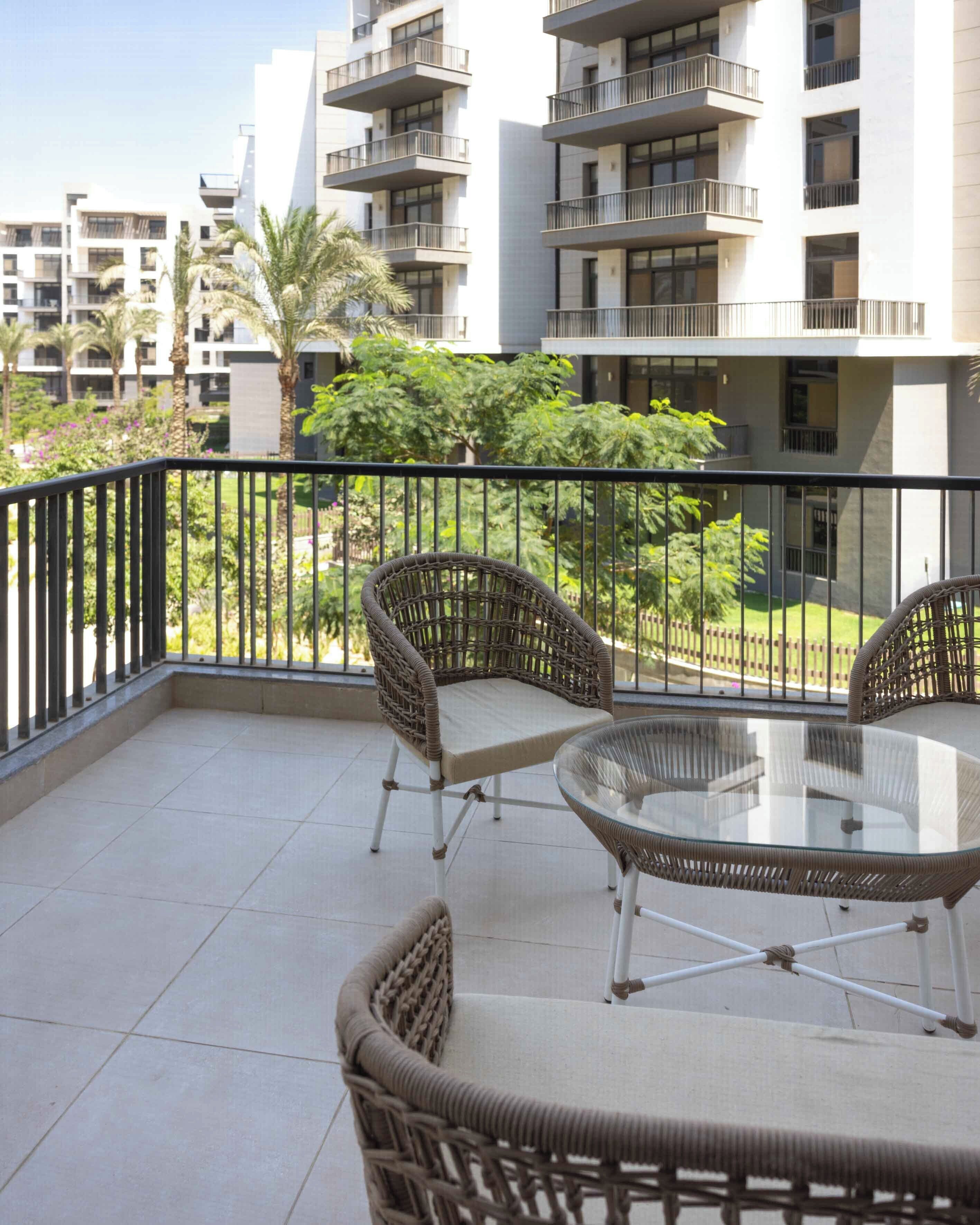 Luxury Apartment, 2 Bedrooms, Balcony, Garden View | Property grounds