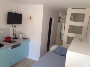 Room - Studio mit Terrasse by Interhome (Zaton)